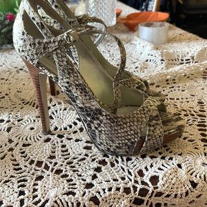 Guess shoes